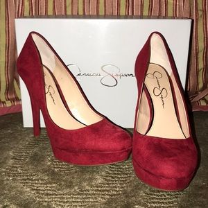 jessica simpson baleenda pump